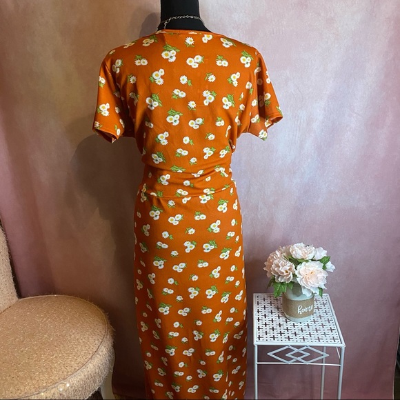 Floral Maxi 🌻 - Picture 6 of 7